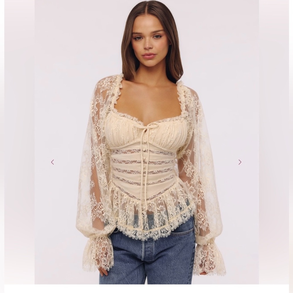 HOUSE OF CB Cara Balloon Sleeve Crop Lace Top, medium